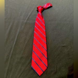 Brooks Brothers Makers Red and Blue Stripe Neck Tie